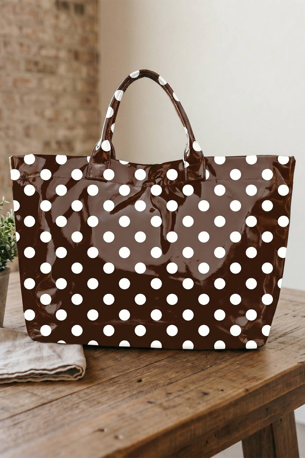 66 Patriotic Stars and Stripes Pattern Vinyl Glossy Tote Bag: Pink / One Size