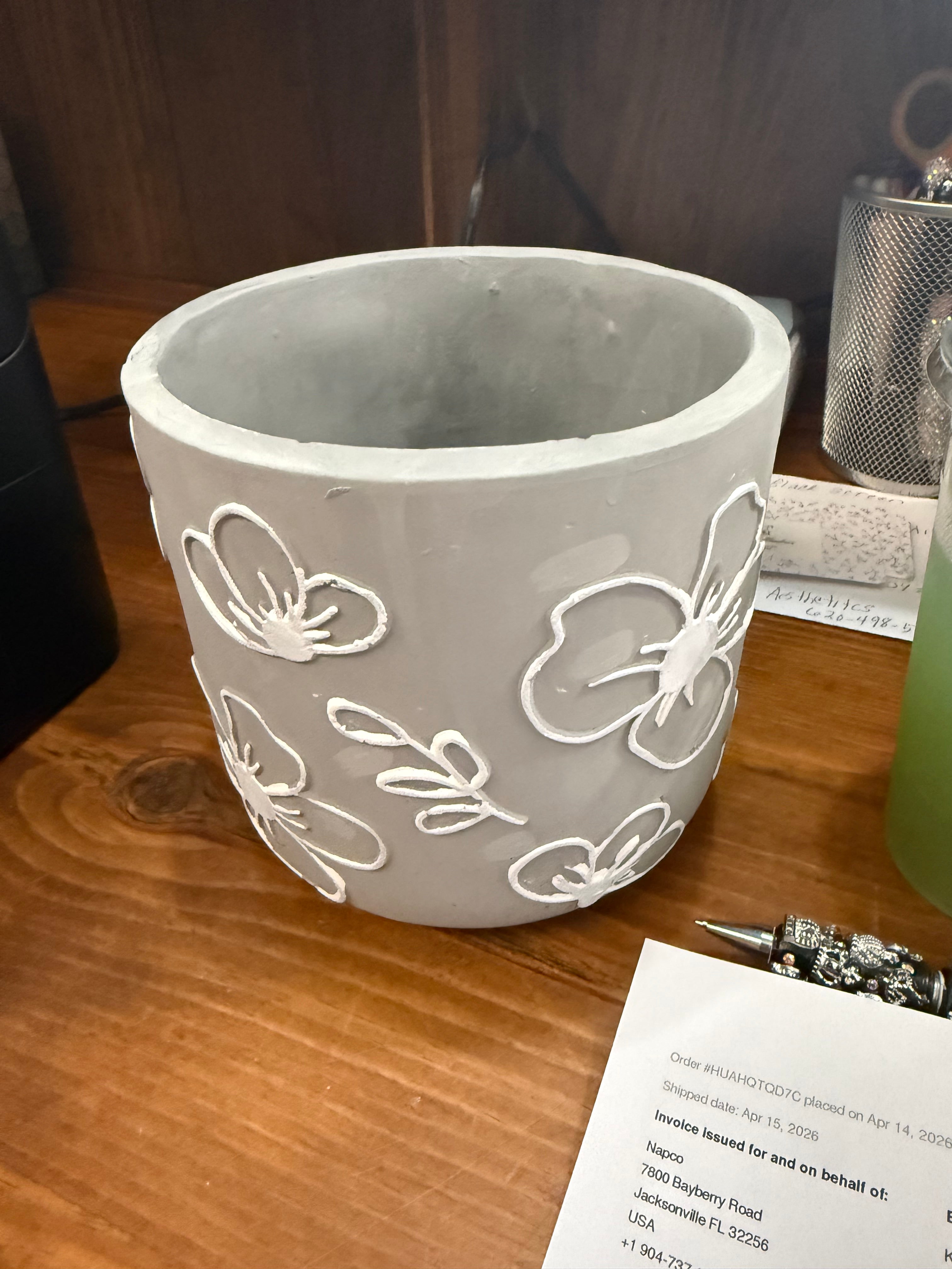 KJ Gray white flower planter