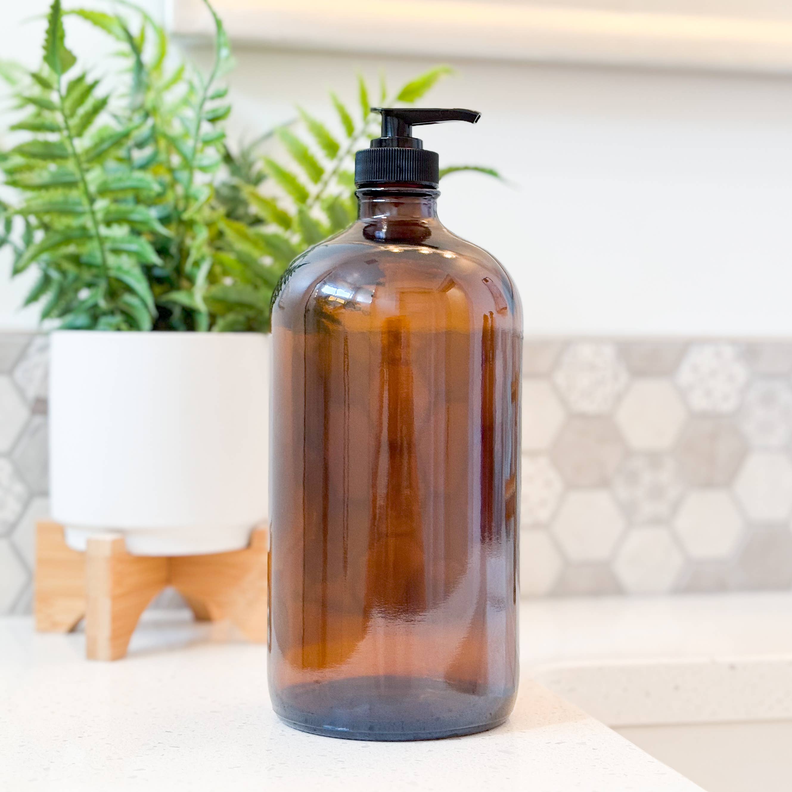 32oz Amber Glass Lotion/Soap Bottle