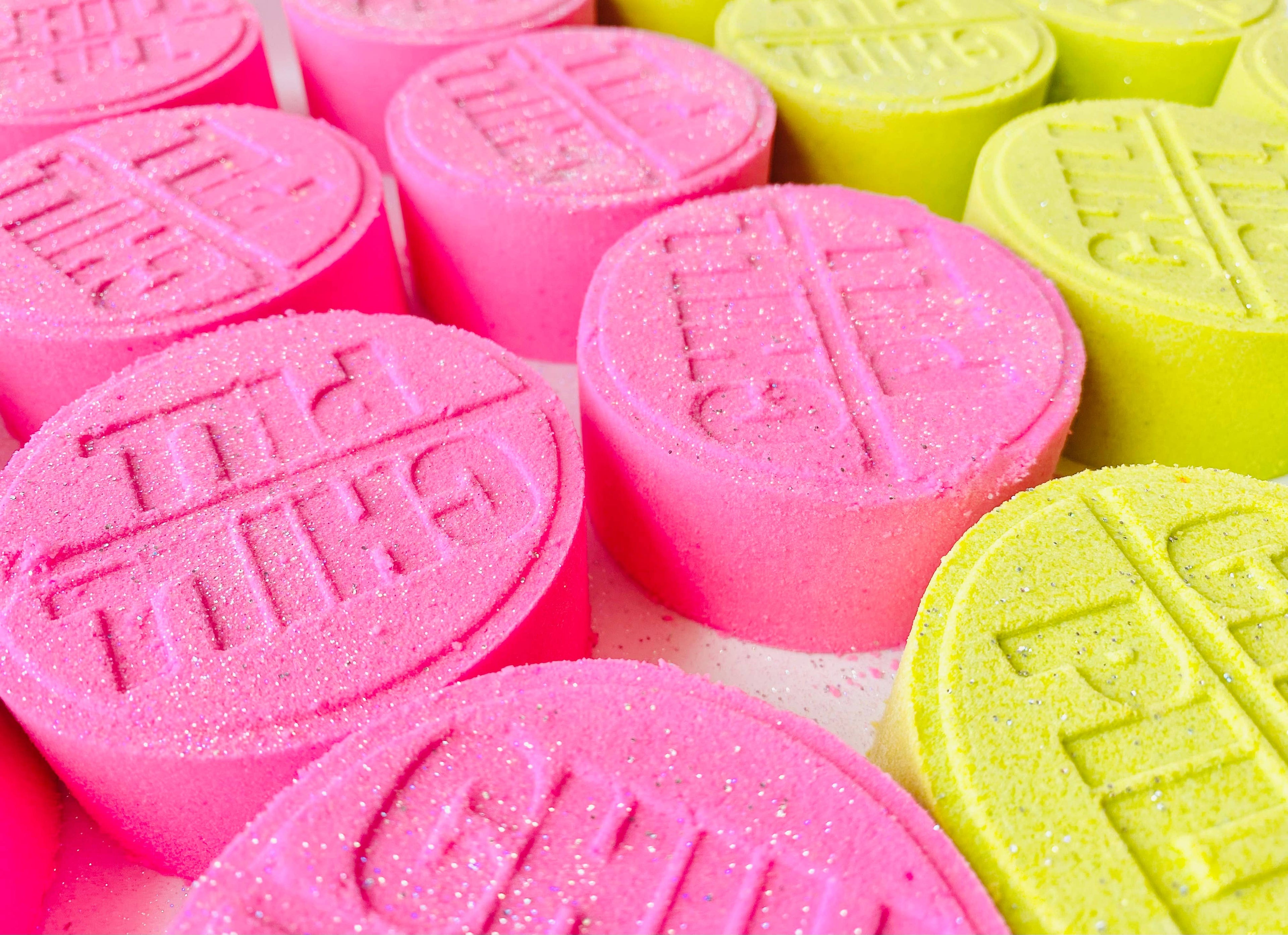 Chill Pill Bath Bomb: Lime Green Chill Pill
