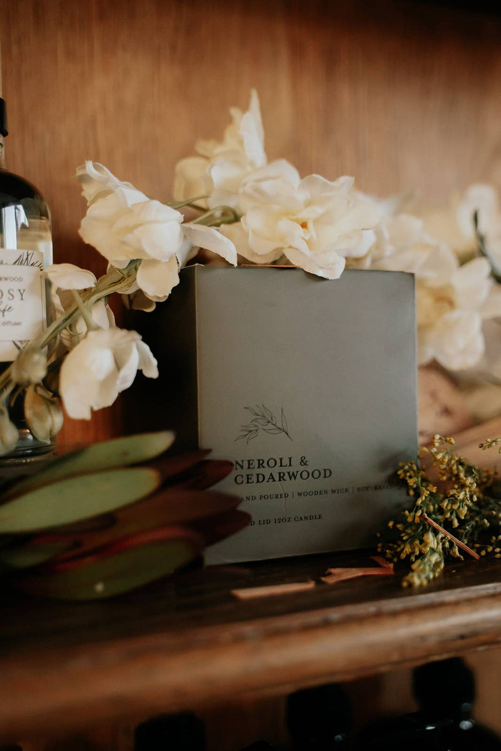 Neroli & Cedarwood l Gold Lid Candle & Boutique Box