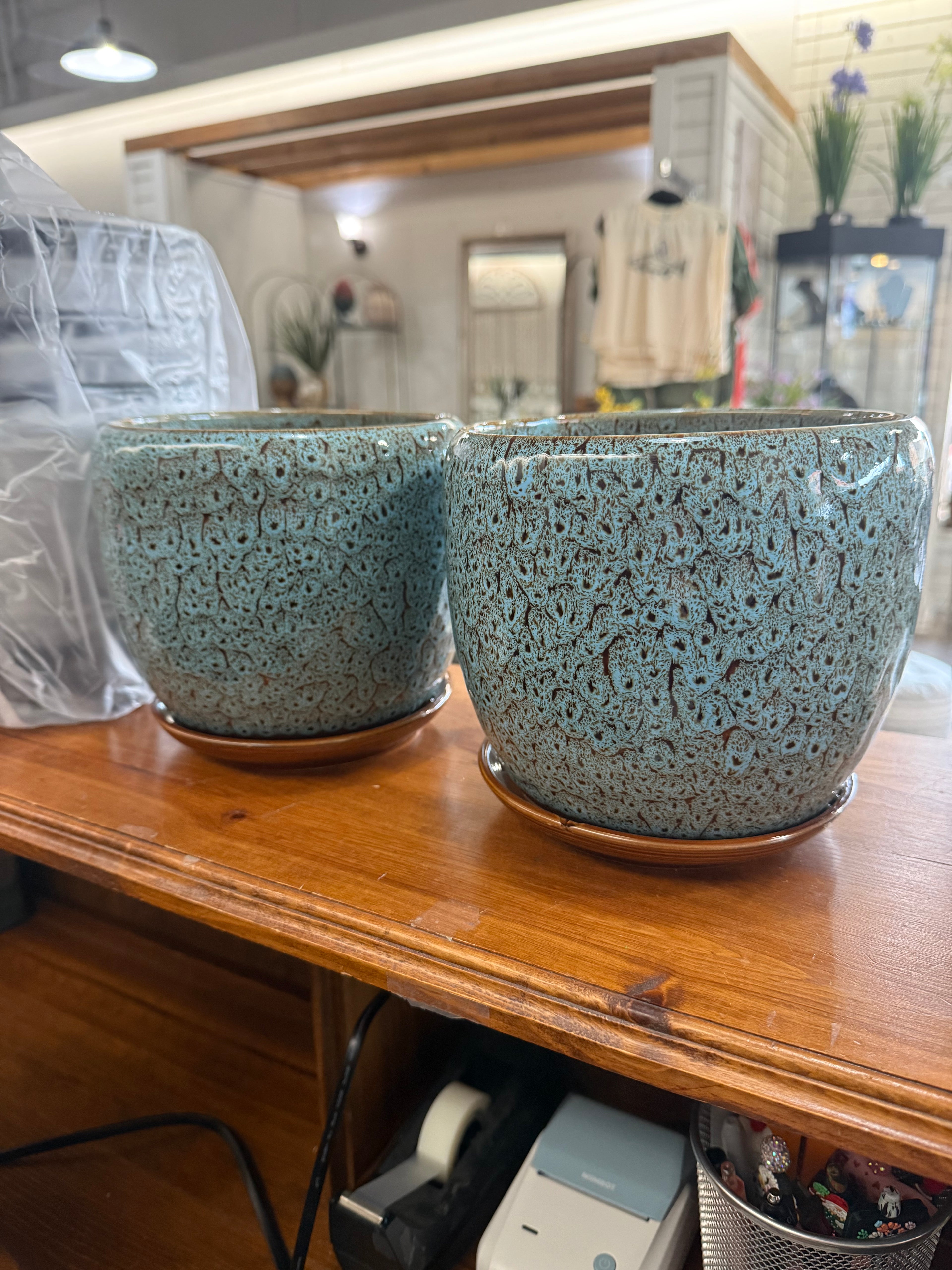 KJ blue mottled pot with saucer