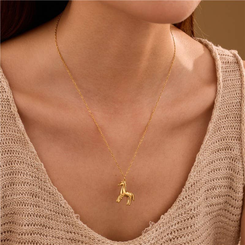 18K STAINLESS STEEL TARNISH FREE HORSE NECKLACE | 40NK9697: GOLD