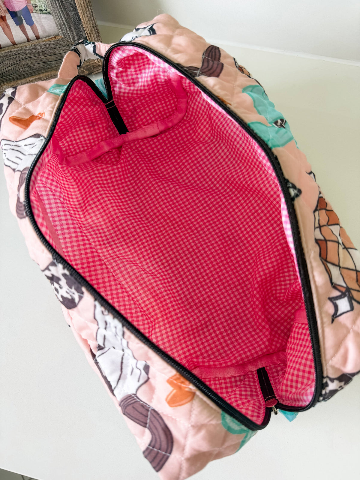 XL Western Fabric Toiletry Bag  Makeup Bag • Travel Pouch: PUNCHY PINK