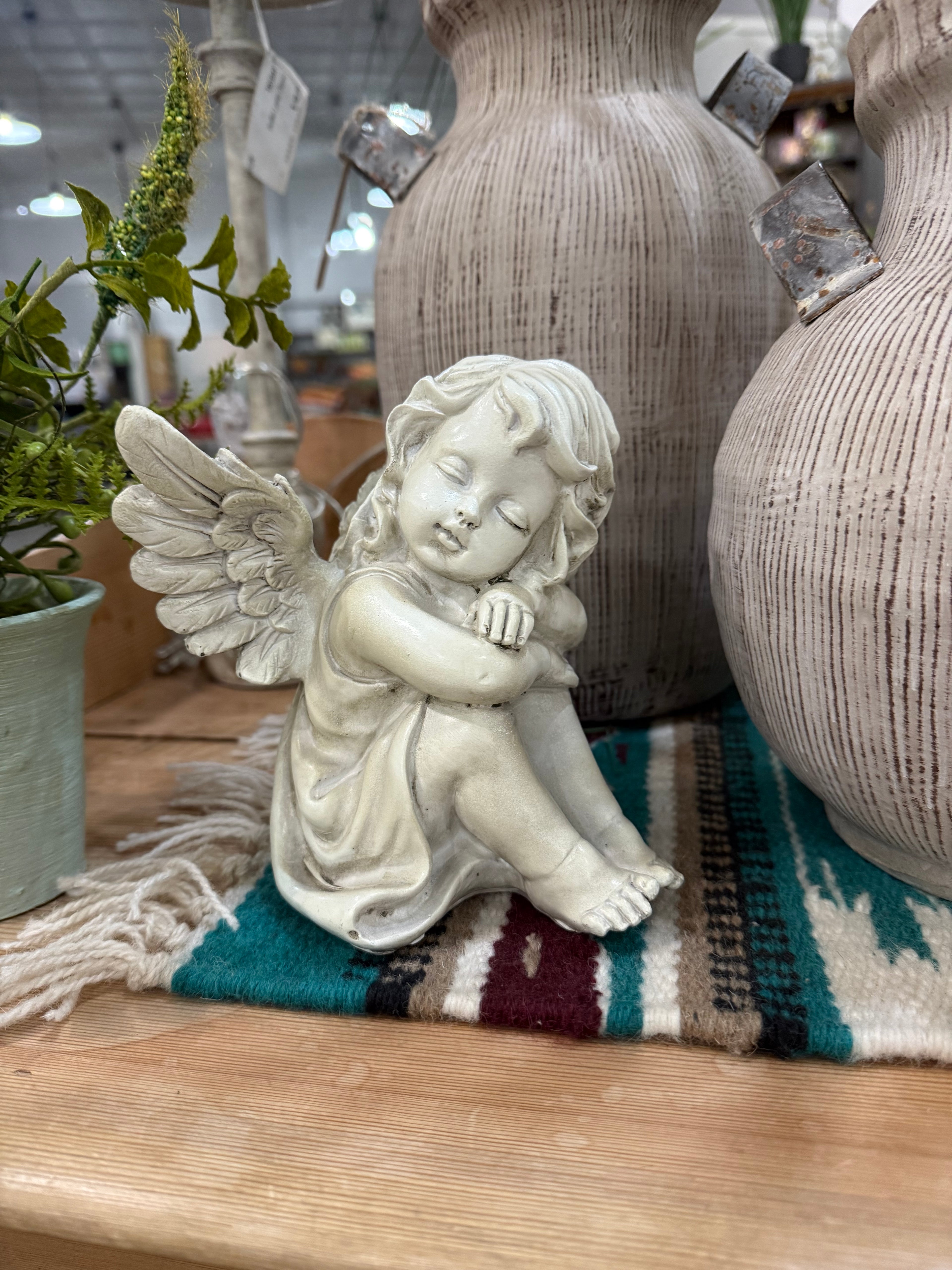 KJ cherubs sitting
