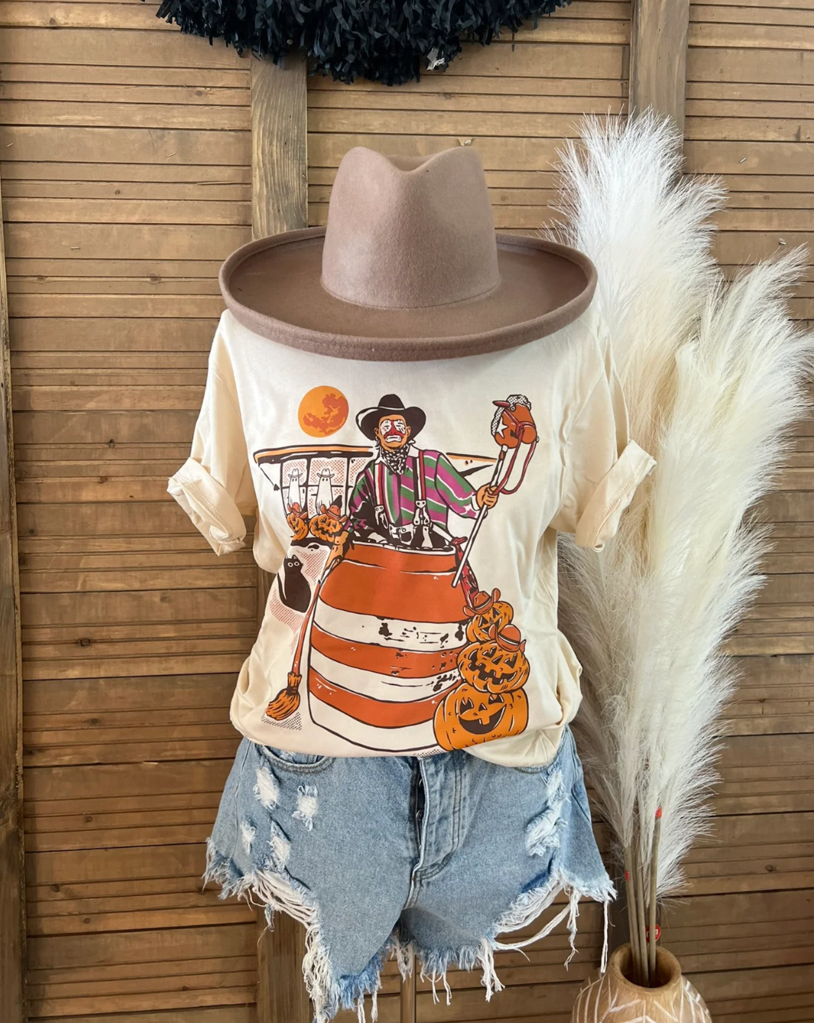 Halloween Rodeo Clown Tee: Clay / S