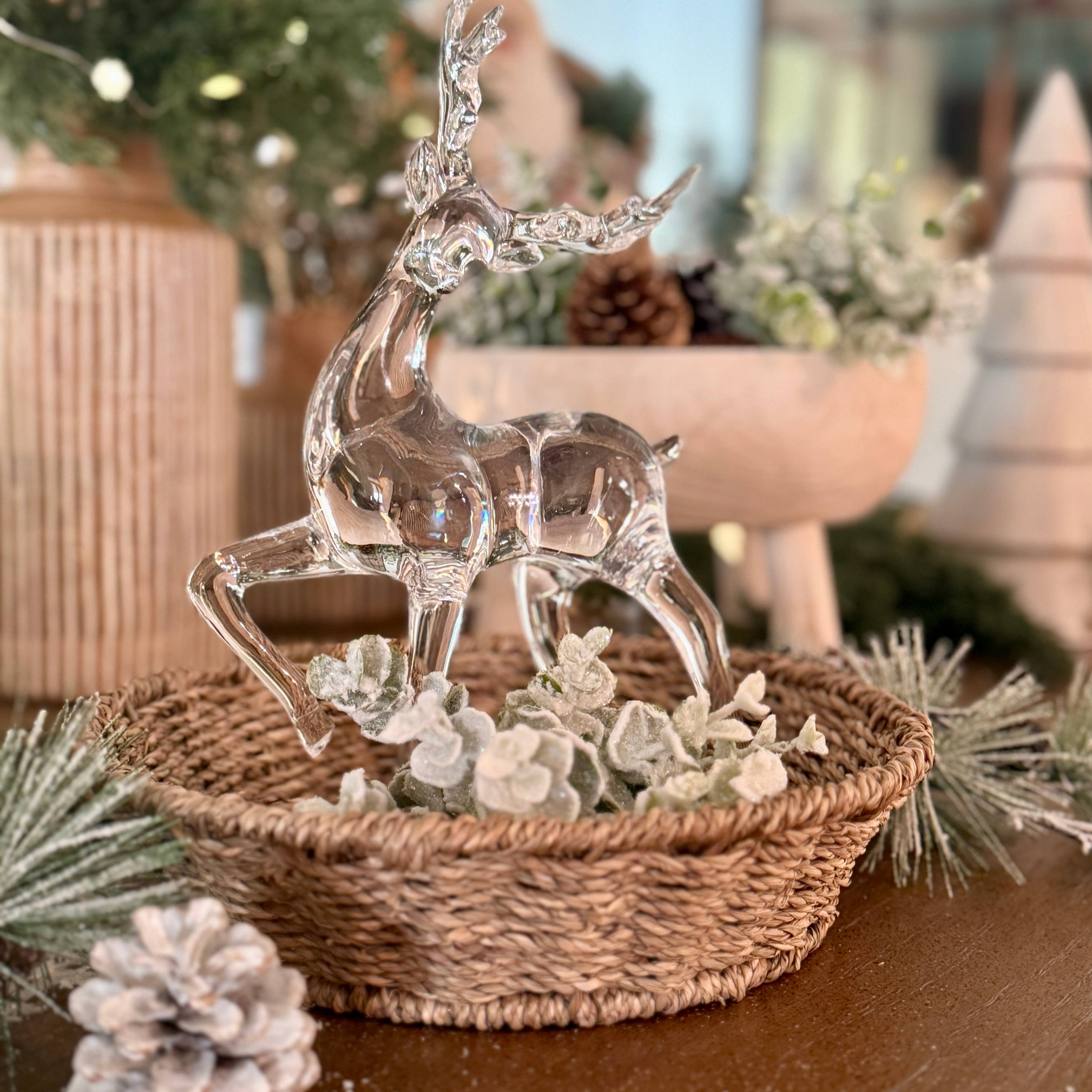 WG-1016 - Round Seagrass Basket