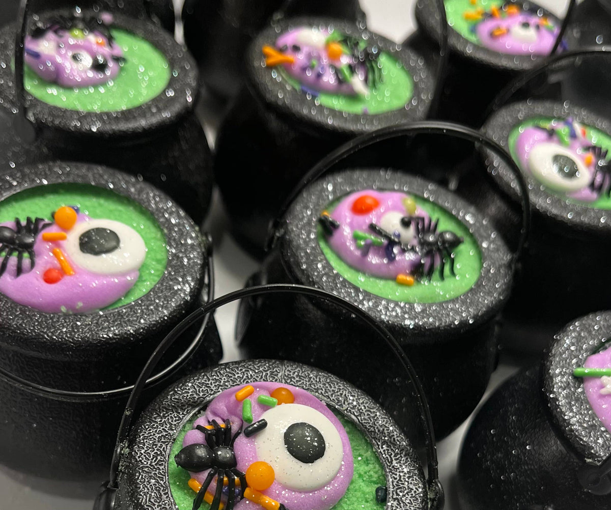 Cauldron Bath Bomb