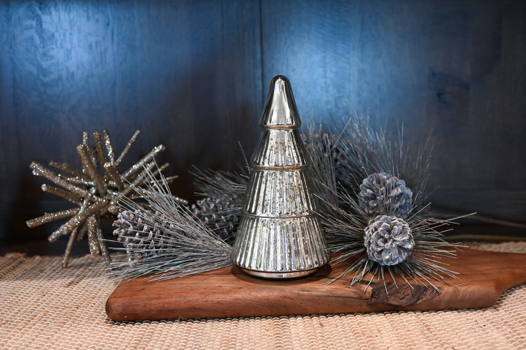Winter LE Holiday Tree 8.5 oz: Fresh Cut Fraser
