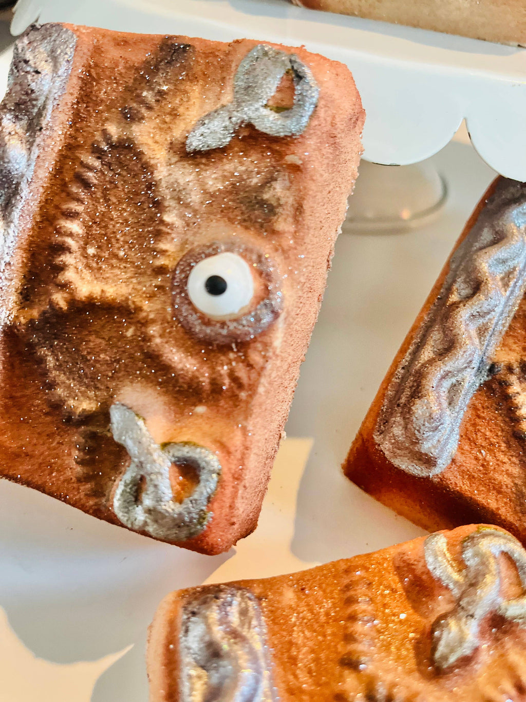 BooOK Bath Bomb, Hocus Pocus Inspired bath Bomb