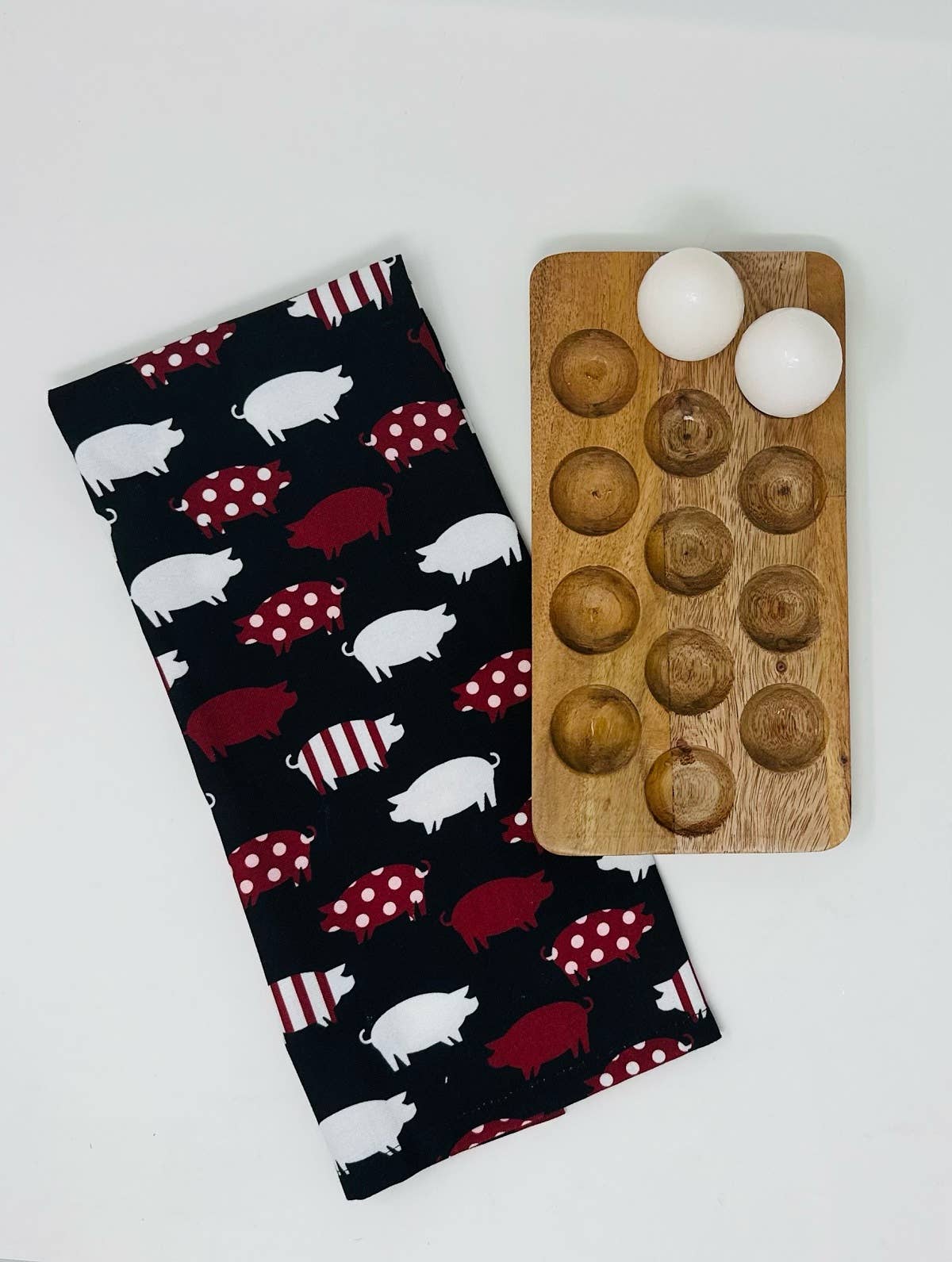 Wooden Egg Holder with Pig Kitchen Towel Set